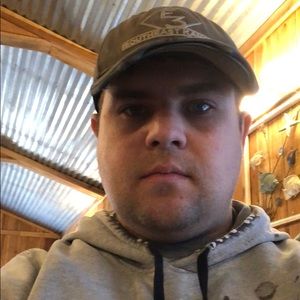 Meet your Posher, Casey